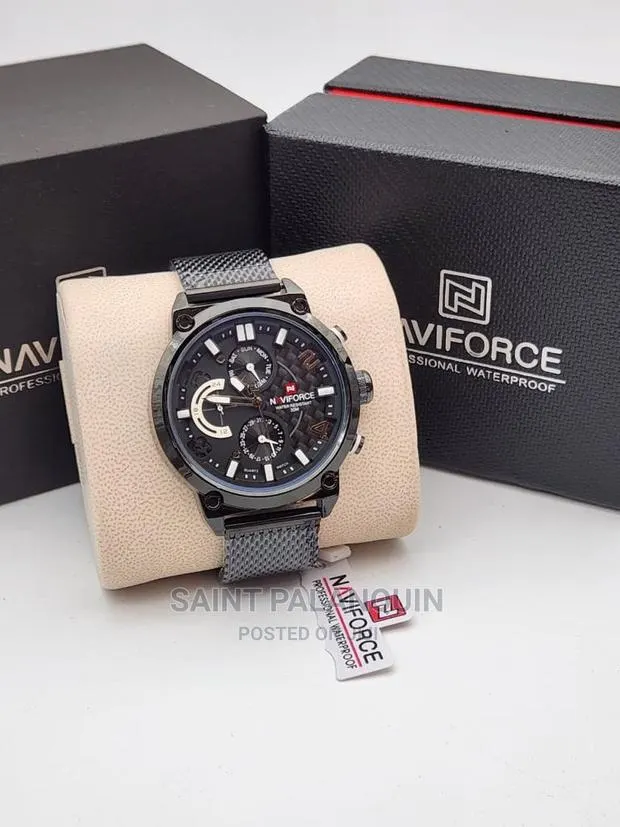 Genuine Wrist Watch · Photo 1