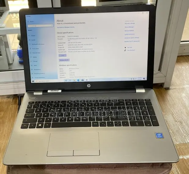 Laptop HP 250 G6 4GB Intel Pentium SSD 128GB · Photo 1
