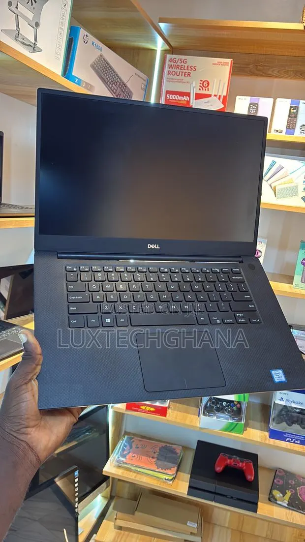 Laptop Dell XPS 15 8GB Intel Core i7 SSD 256GB · Photo 1