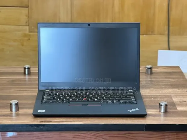 Laptop Lenovo ThinkPad T14 16GB Intel Core i5 SSD 256GB · Photo 1