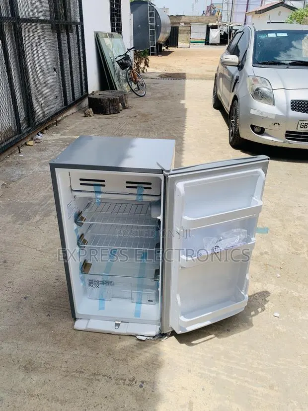 Energy Saving Single Door Fridge Midea 93l · Photo 1