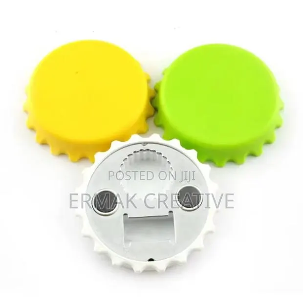 Bottle Cap Fridge Magnet · Photo 1