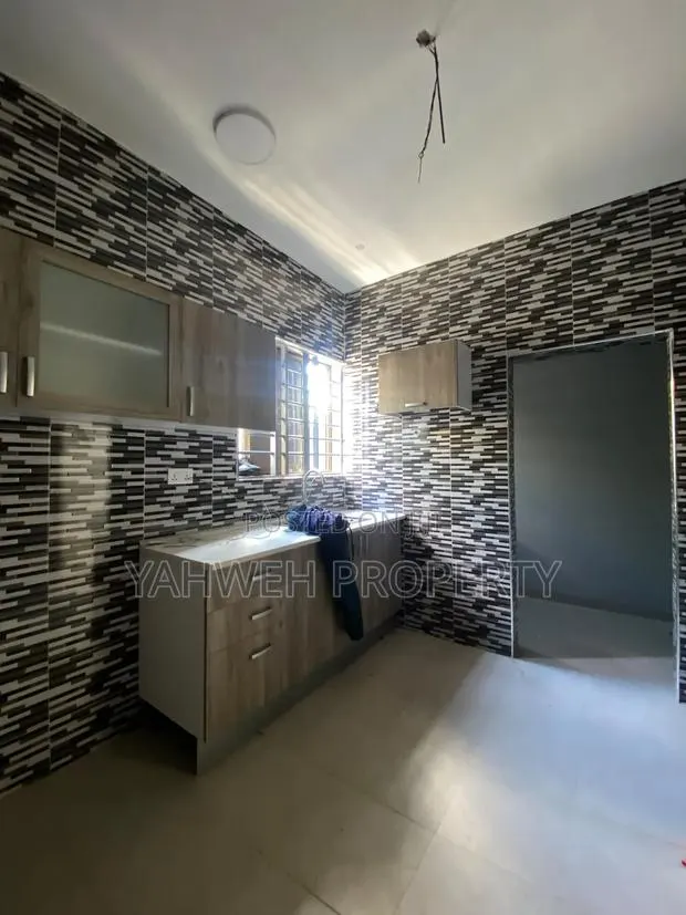 4bdrm House in Spintex, Baatsona Total for rent · Photo 1