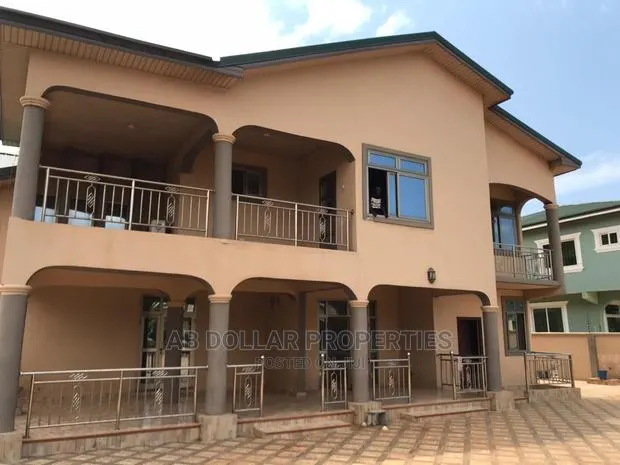 5bdrm House in Spintex for Rent · Photo 1