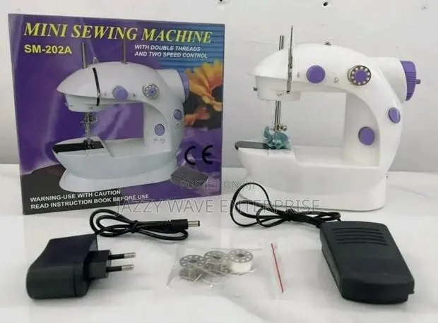 Personal Mini Sewing Machine · Photo 1