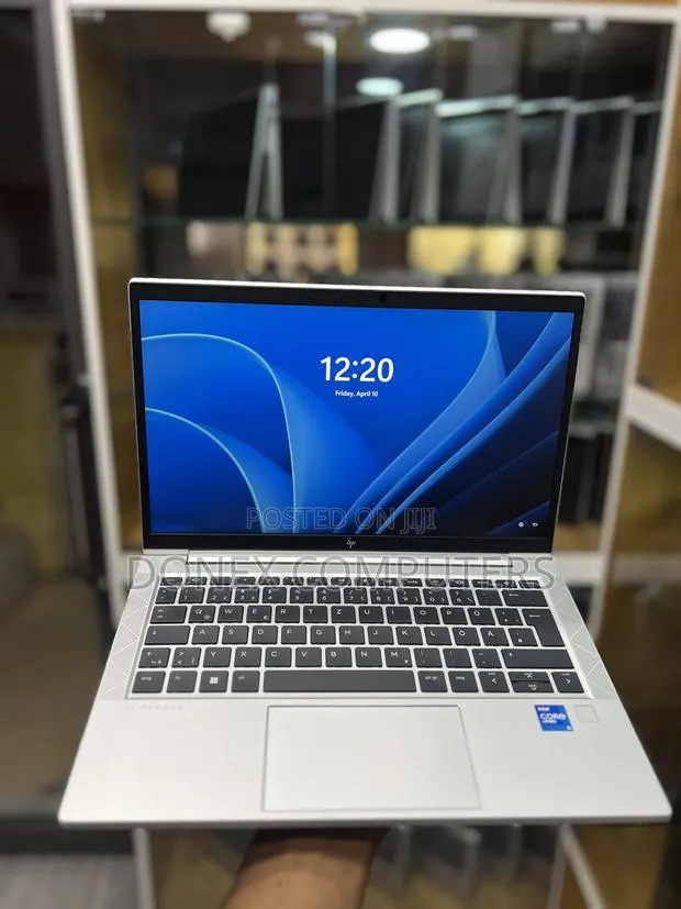 Laptop HP EliteBook 830 G8 8GB Intel Core i5 SSD 256GB · Photo 1