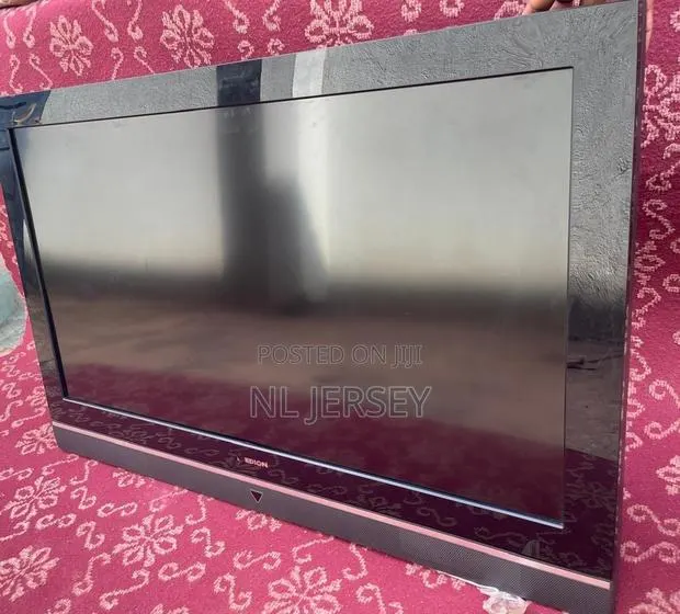 37inches Medion TV · Photo 1