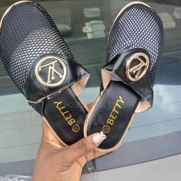 BBetty Mesh Flat Slide Slippers · Photo 1