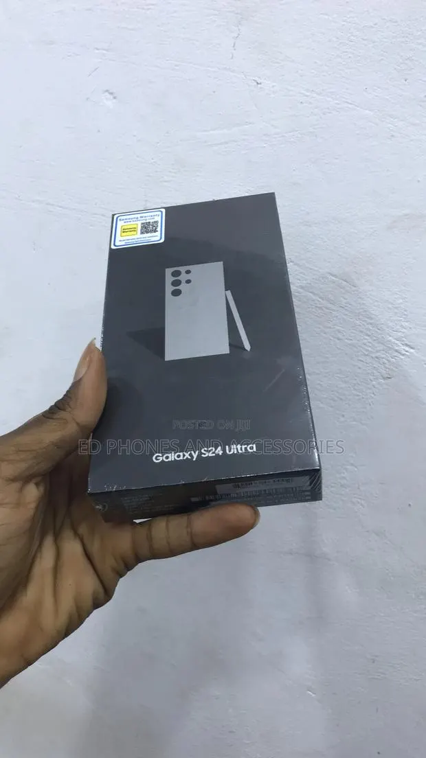 New Samsung Galaxy S24 Ultra 256 GB Black · Photo 1