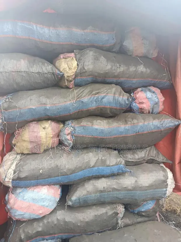Big Sack Charcoal for Earthing · Photo 1