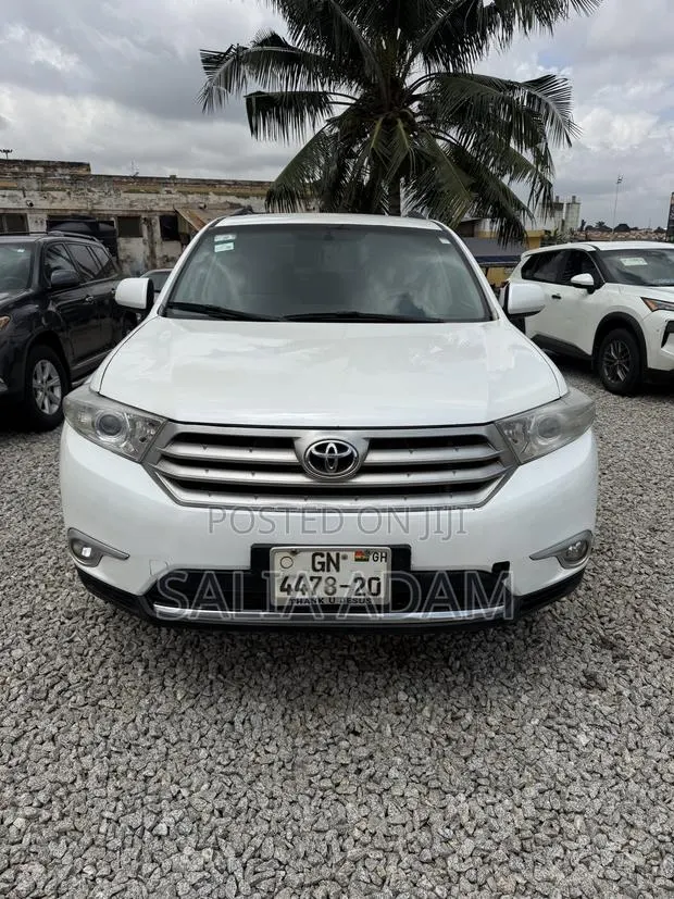 Toyota Highlander 2013 White · Photo 1