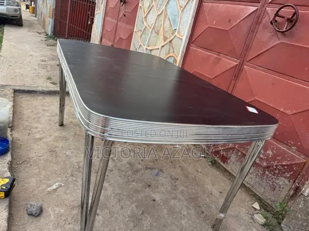 Catering Table or Trestle Table · Photo 1