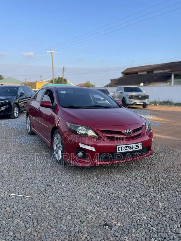 Toyota Corolla S 4dr Sedan (1.8L 4cyl 4A) 2013 Red · Photo 1