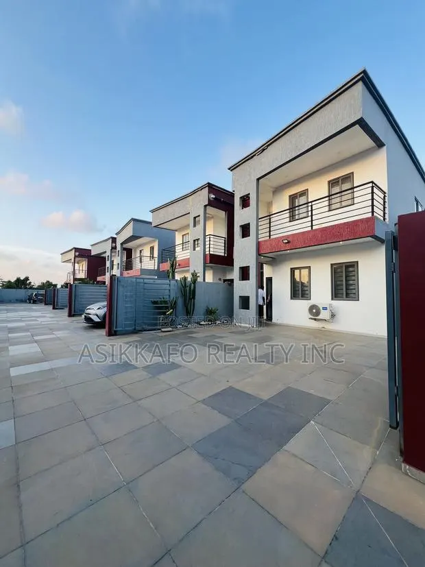 3bdrm Townhouse / Terrace in Manet, Spintex for rent · Photo 1