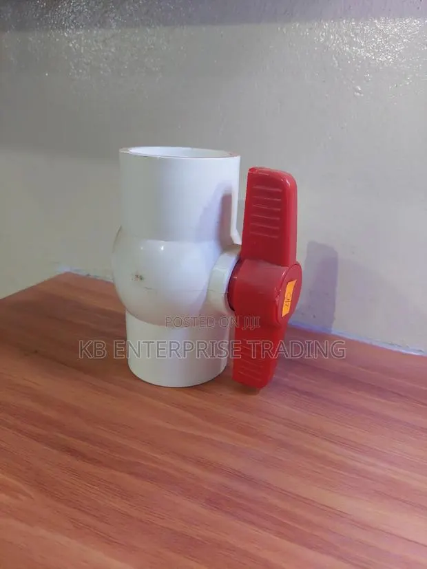 PVC Ball Valve With Red Handle · Photo 1