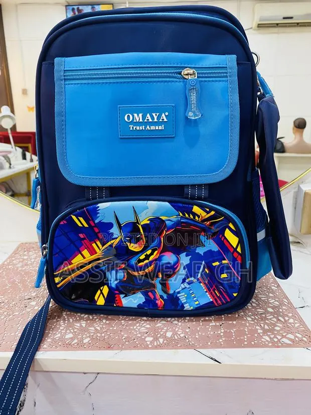 School Backpack ๐ ยท Photo 1