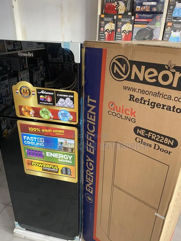 100% Quality 208L Double Door Fridge · Photo 1