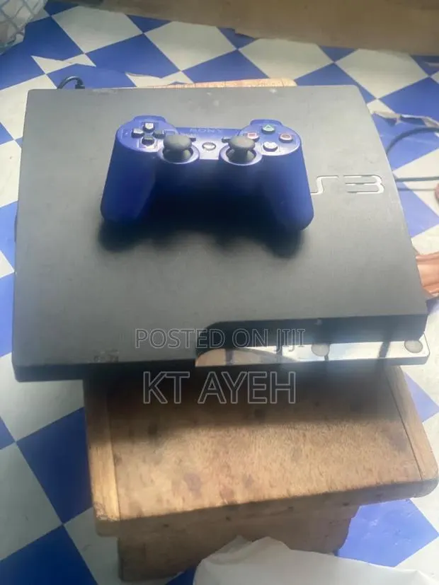 Play Station · Photo 1