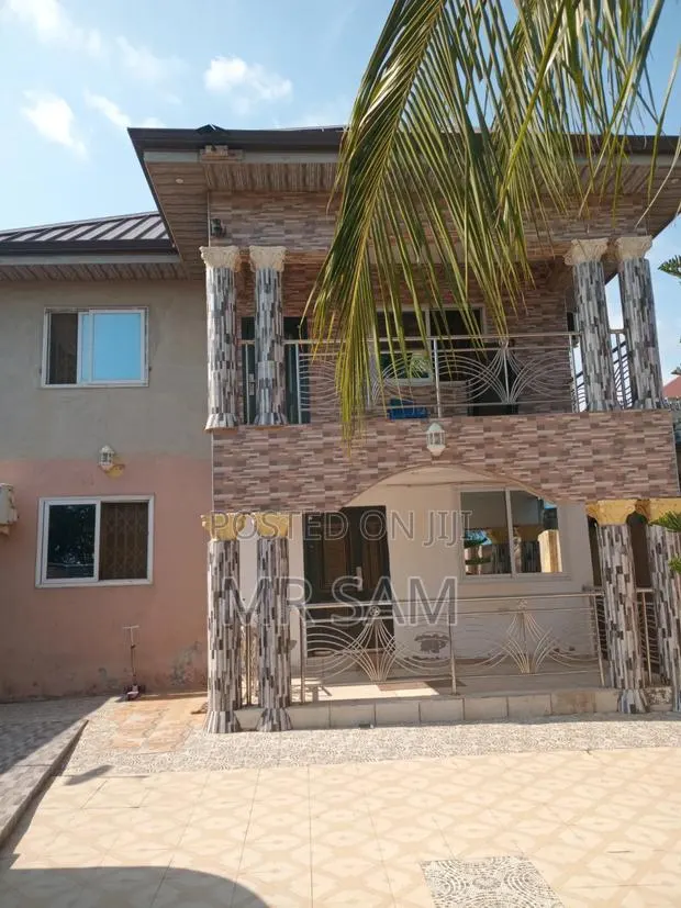 5bdrm House in Sam Properties, Millenium City for sale · Photo 1