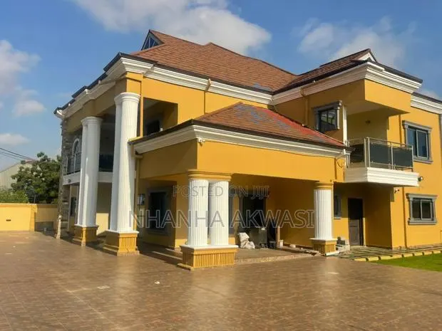 4bdrm House in Lashibi Drc, Accra Metropolitan for rent · Photo 1