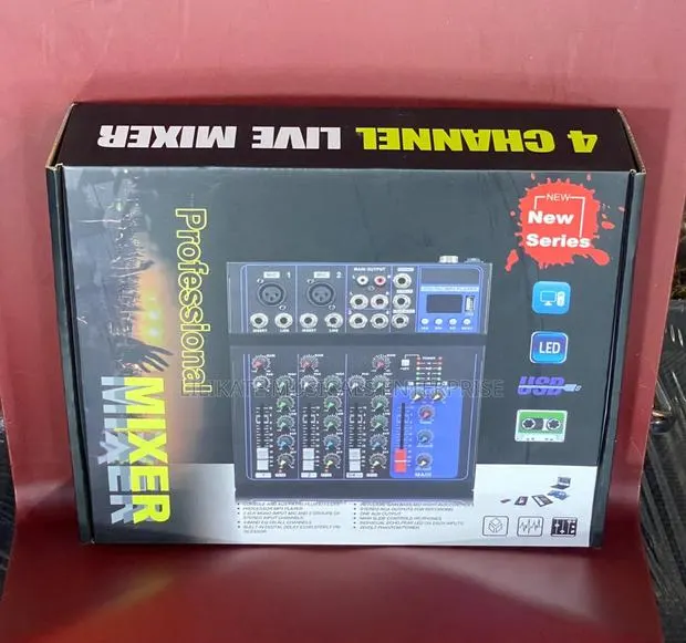 Yahama 4-Channel Live Mixer · Photo 1
