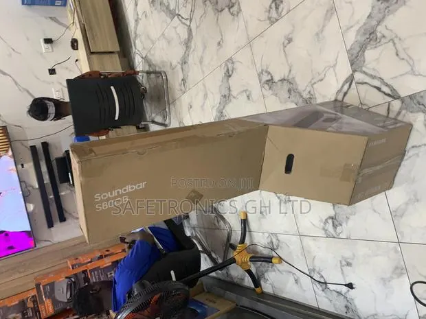 Extremely New 3.1.2ch Bluetooth Samsung S80cb Electric Soundbar · Photo 1