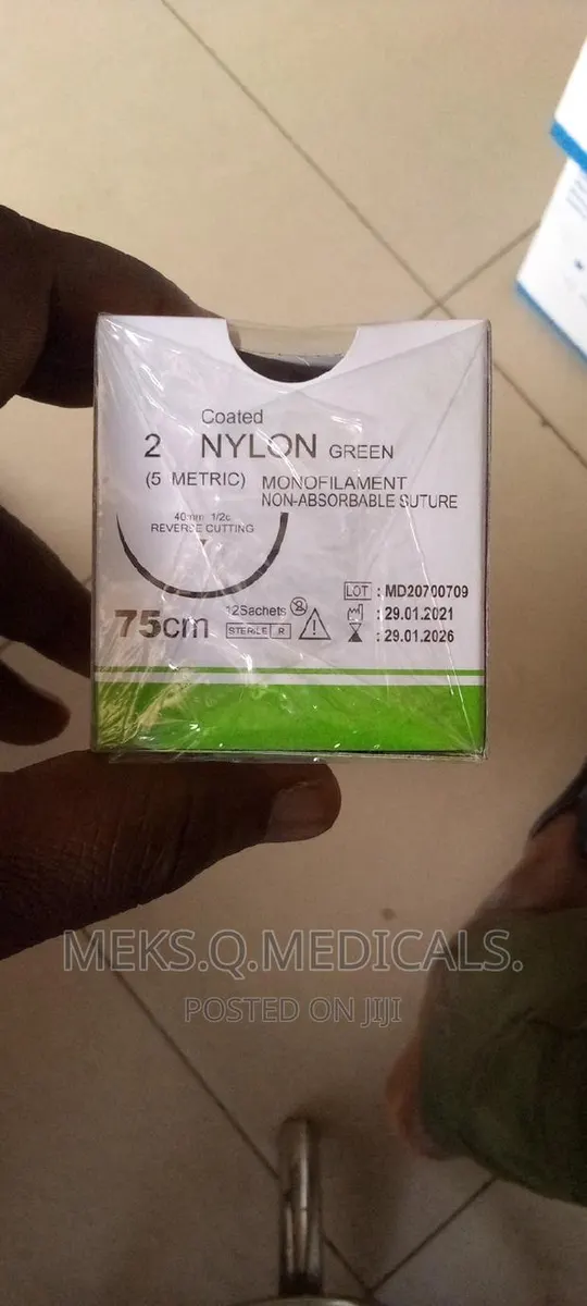 Nylon Non Absorbable Suture · Photo 1