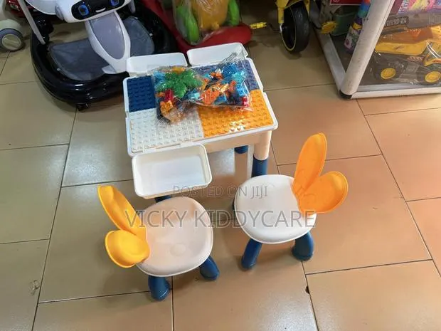 Multipurpose Table With Two Chairs · Photo 4