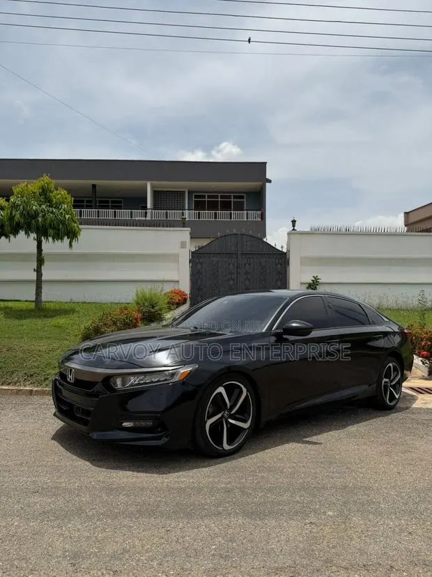 Honda Accord Sport 2.0T 2020 Black · Photo 1