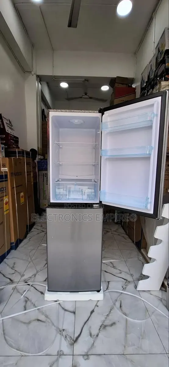 Beautiful 196ltrs Nasco Fridge Bottom Freezer · Photo 1