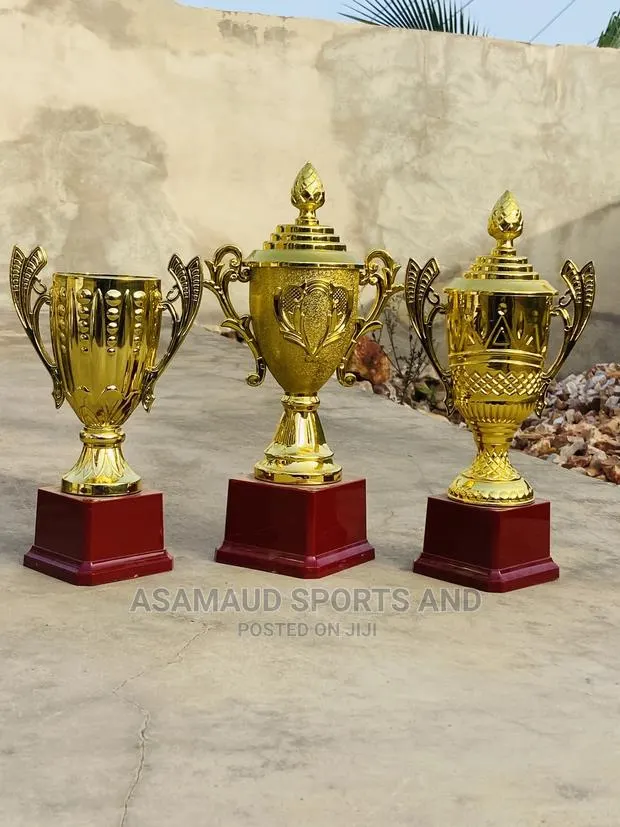 Original Trophies at Cool Price · Photo 1