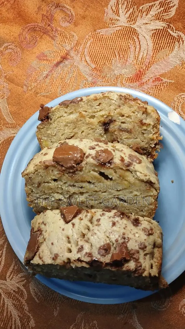 Moist Chocolate Banana Cake · Photo 1