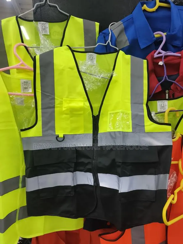 High-Visibility Safety Vests(Safty Reflector Wear Uniform ) · Photo 1