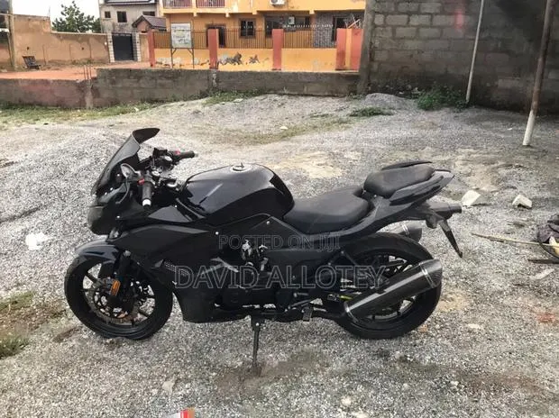 Kawasaki 2017 Black · Photo 1