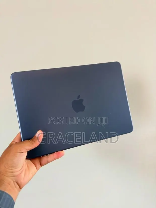 New Laptop Apple MacBook Neo 2026 8GB SSD 256GB · Photo 1