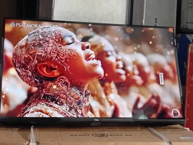 TCL 32-Inch Home Cinema Tv Experience · Photo 1