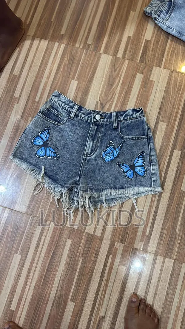 Kids Jeans Shorts · Photo 1