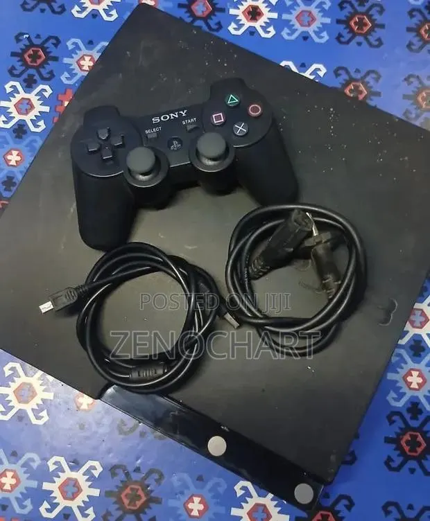Ps3 Slim With One Controller · Photo 1