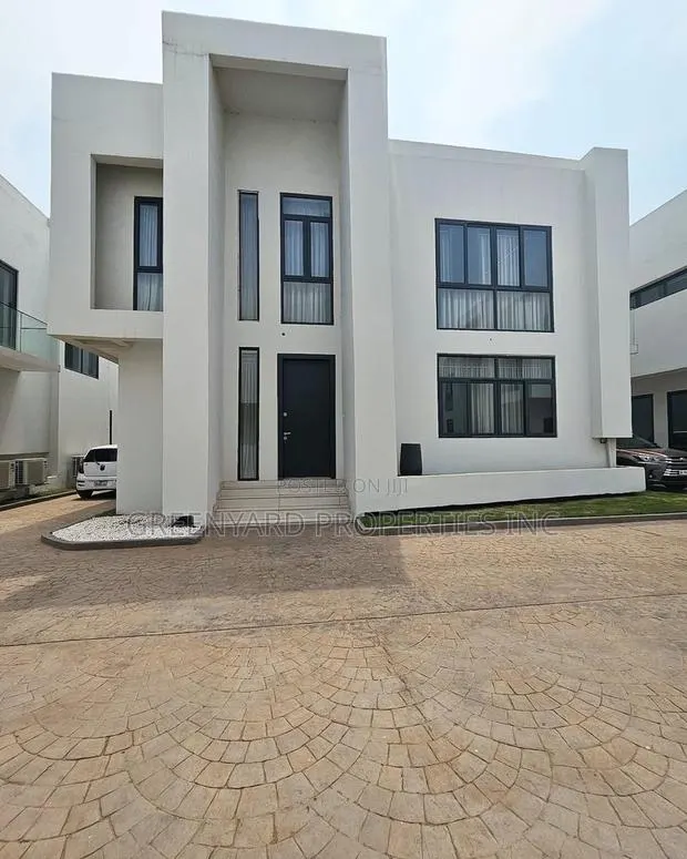 4bdrm Townhouse / Terrace in Adjiringanor, East Legon for rent · Photo 1