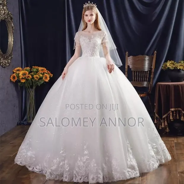 Salo-Tom Boutique (Wedding Gown) · Photo 1