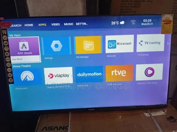 Nikai 43-Inch Smart TV With YouTube and Netflix Features · Photo 1