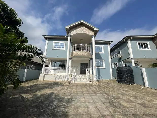 6bdrm House in Bn Estate, Kwabenya for rent · Photo 1