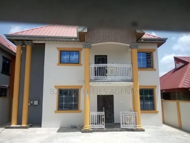Furnished 5bdrm Mansion in B2 Properties Agency, Kumasi Metropolitan · Photo 1
