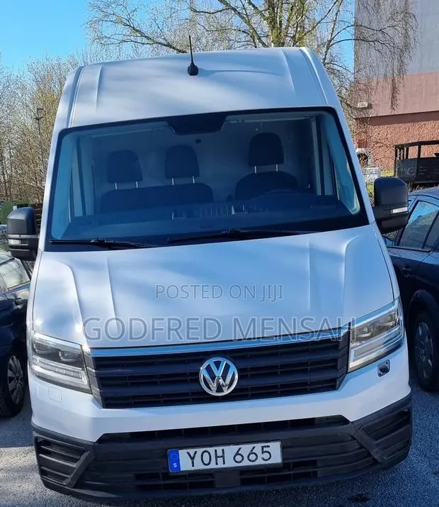 Volkswagen Crafter 2018 White · Photo 1