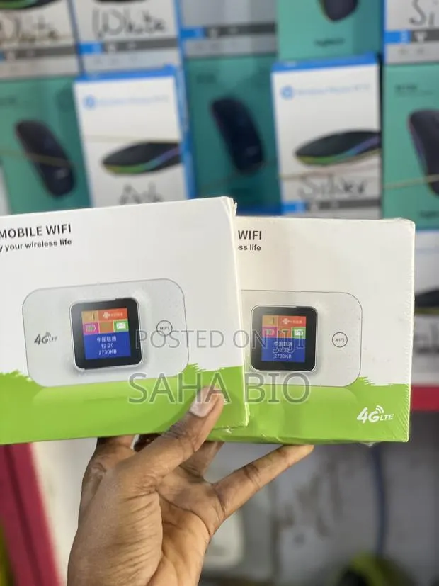 4G LTE Advance Universal Mobile Wifi · Photo 1