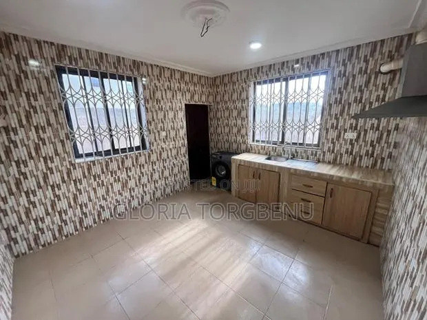 2bdrm Apartment in Adjiriganor for rent · Photo 1