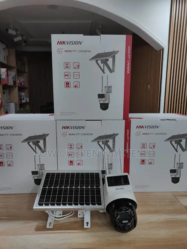 Hikivision 4mp Ip PTZ Solar Camera With Sim Card Sd Card Rechargeable · Photo 1