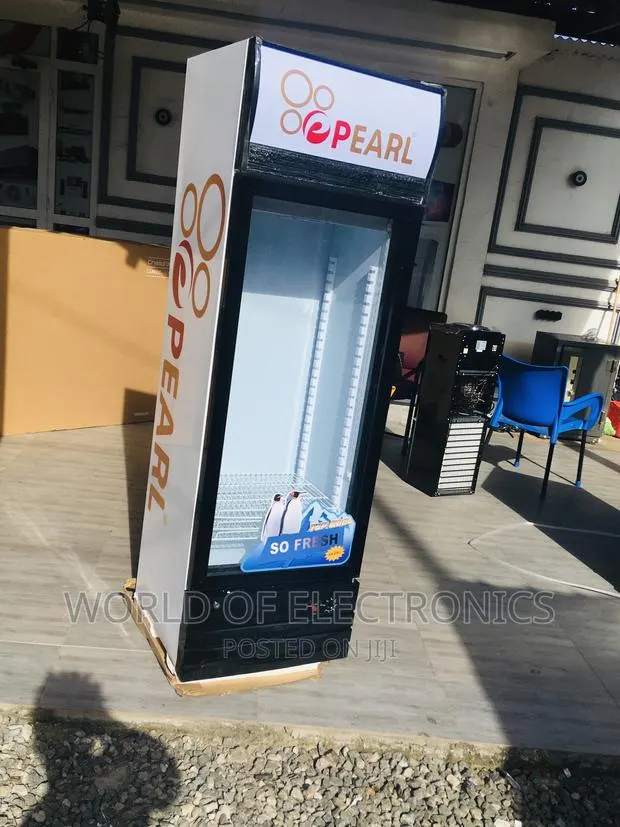 Very Affordable Price Pearl Display PVC-28 Single Door · Photo 1