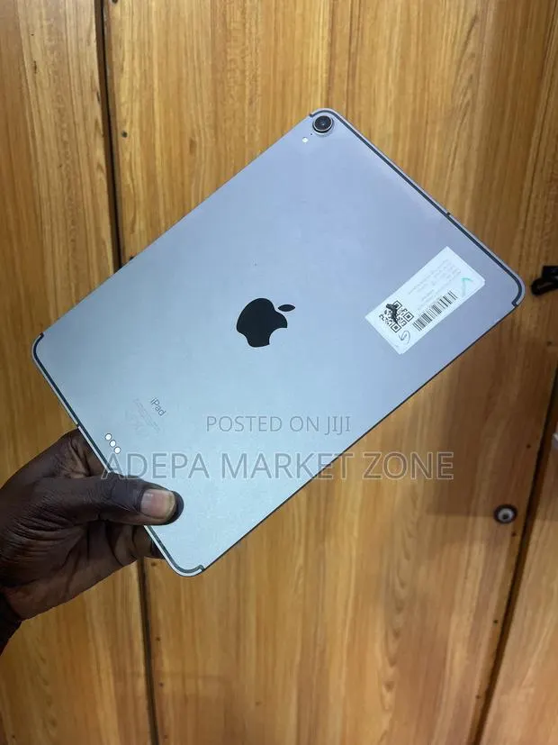 Apple iPad Pro 11 (2018) 512 GB Gray · Photo 1