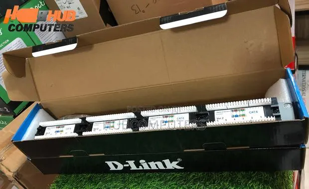 D-Link 24 Port Patch Panel · Photo 1
